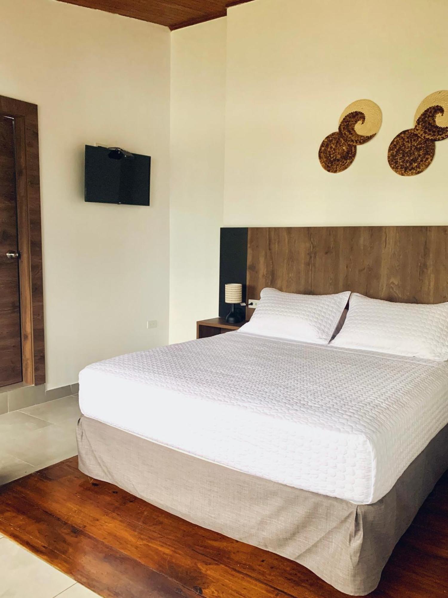 Hotel La Mar ปลายาส ภายนอก รูปภาพ