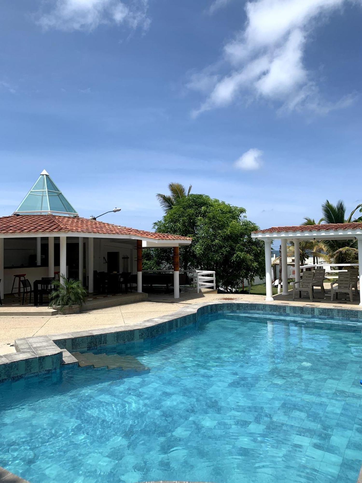 Hotel La Mar ปลายาส ภายนอก รูปภาพ
